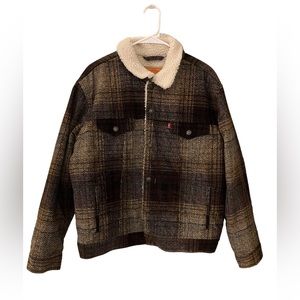 Men’s Sherpa lined vintage pattern jacket